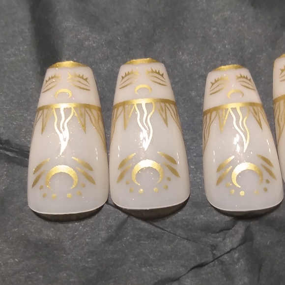 Celestial 24pc Sun/Moon Evil Eye Rhinestone Embellished Fake Nails NIB - Picture 6 of 9